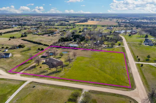 9030 S Posey Ct, Derby, KS 67037