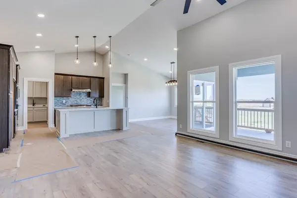 461 S Stoney Creek St, Clearwater, KS 67026