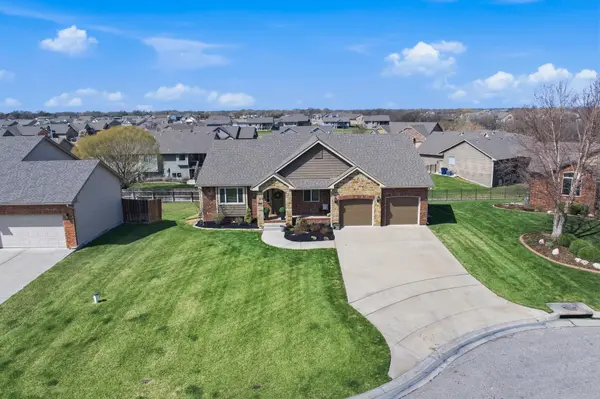 12612 E Cherry Creek St, Wichita, KS 67207