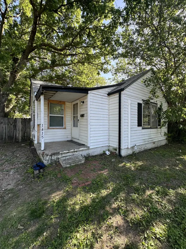 1415 W Irving, Wichita, KS 67213