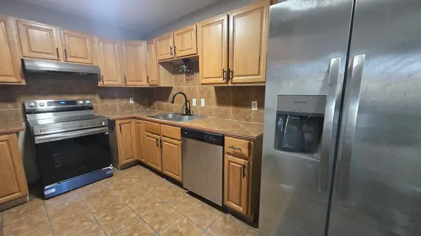 5213 E 20th St N, Wichita, KS 67208