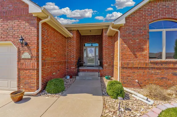 2153 S Sierra Hills Cir, Wichita, KS 67230