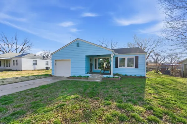 320 S Prospect St, Clearwater, KS 67026