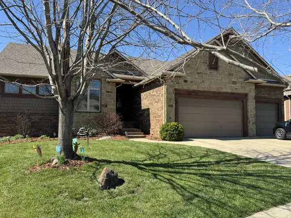 8926 W Westlakes Ct, Wichita, KS 67205