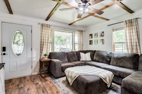 506 S Central, Mulvane, KS 67110