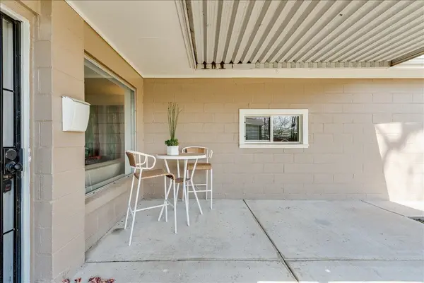 1933 S Fern, Wichita, KS 67213