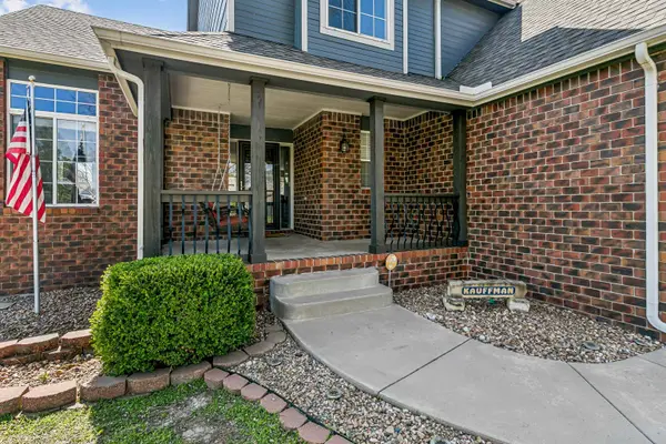 465 S Limuel Ct, Wichita, KS 67235
