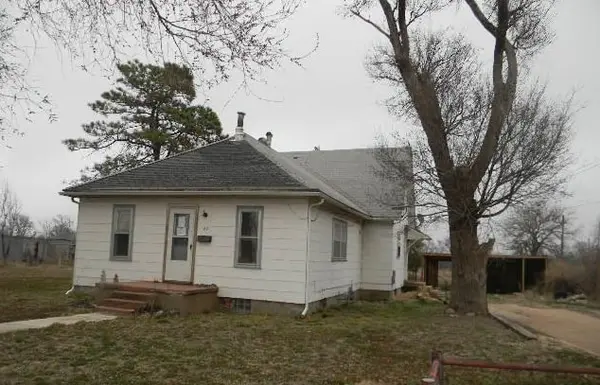 522 Mark Ave,  Larned,  KS 67550