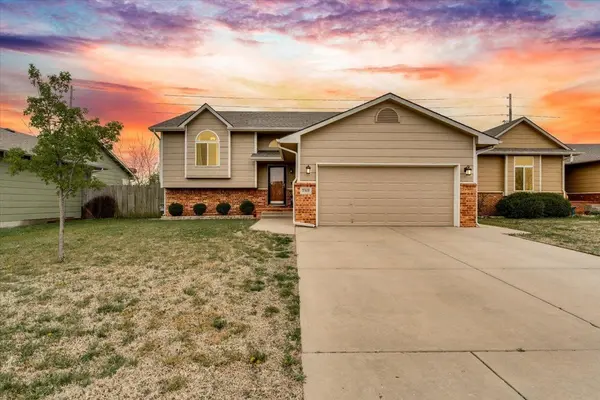 2369 S Milstead Ct, Wichita, KS 67209
