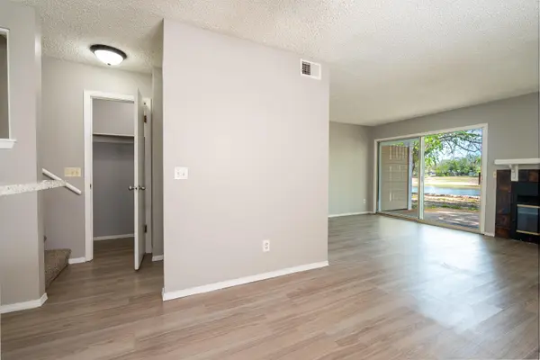 5590 S Gold St, Unit 100, Wichita, KS 67217