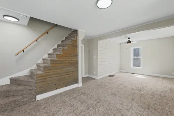 308 Spruce St, Halstead, KS 67056