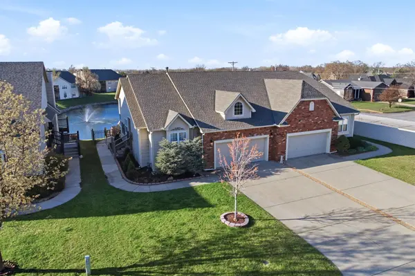 2377 N Lighthouse Cove St, Wichita, KS 67205-2406