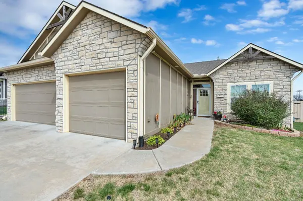 932 Cedar Brook Cir,  Mulvane,  KS 67110