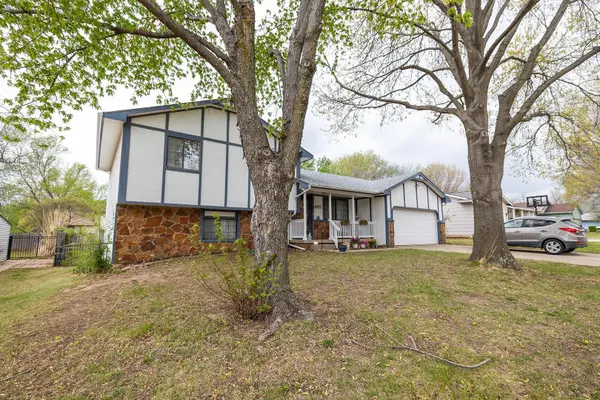 1339 N Montana, Derby, KS 67037