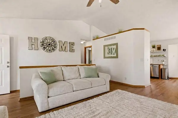 174 S Maple Dunes Ct, Wichita, KS 67235