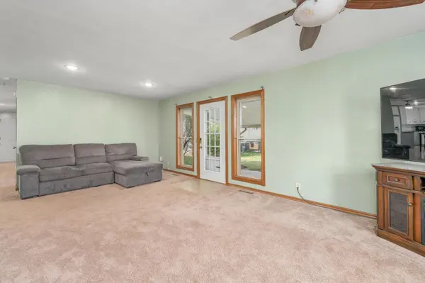 605 N Sumner St, Oxford, KS 67119