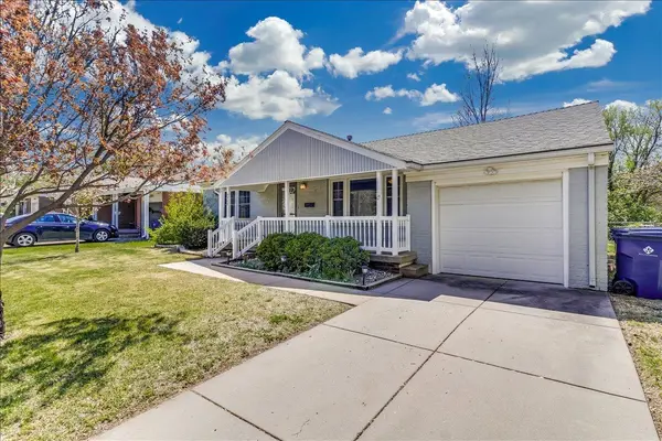 5909 E Avalon Rd, Wichita, KS 67208