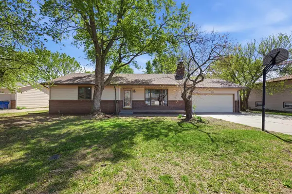 613 E Showalter St,  Rose Hill,  KS 67133