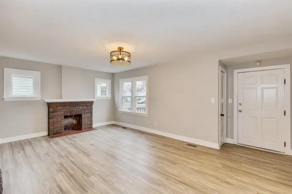 544 N Poplar St, Wichita, KS 67214