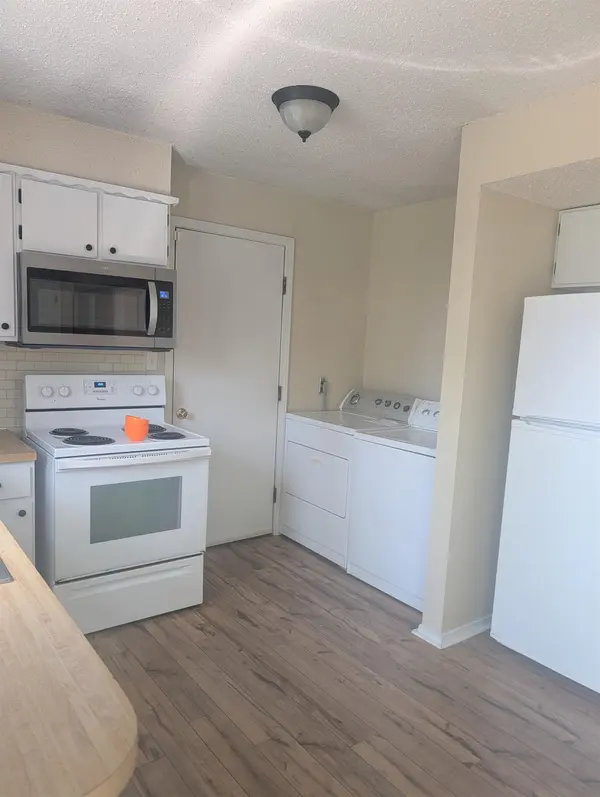 507 W B St, Hillsboro, KS 67063