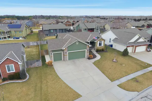 4101 N Lake Ridge St, Wichita, KS 67205