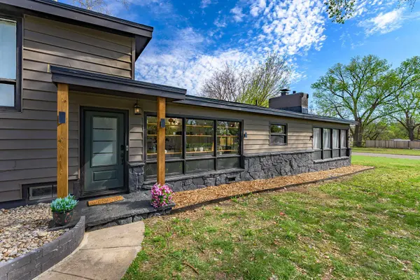 10900 W Edna St, Wichita, KS 67212