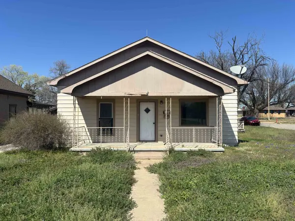 328 Main St, Kiowa, KS 67070