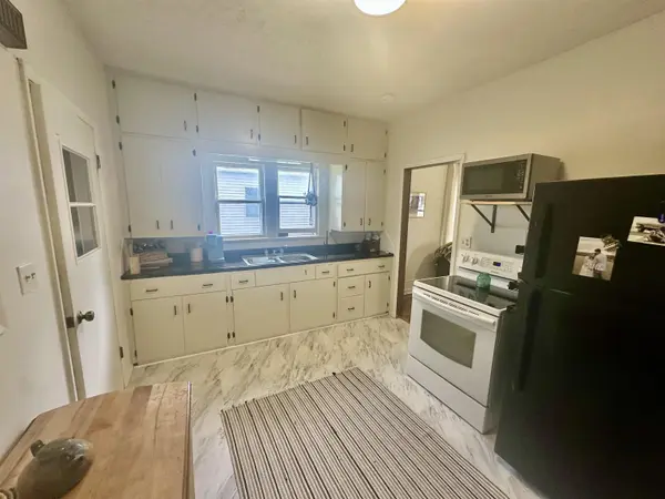 522 S Christian Ave., Moundridge, KS 67107
