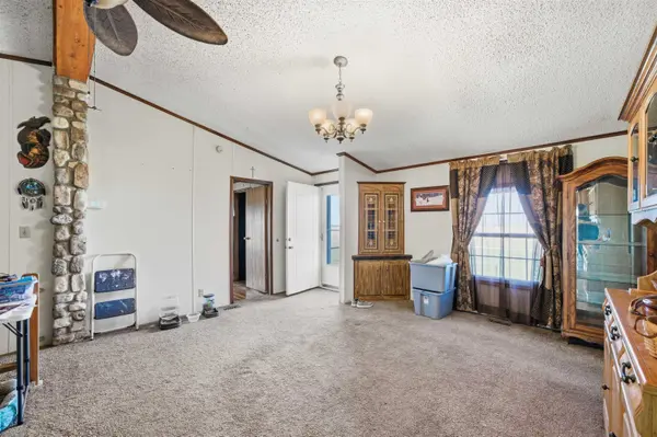 12026 N 39th St W, Sedgwick, KS 67135