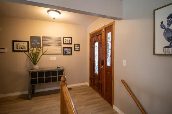 630 S Partridge Ln, Derby, KS 67037