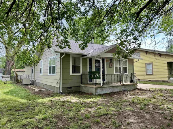 1118 N B, Arkansas City, KS 67005
