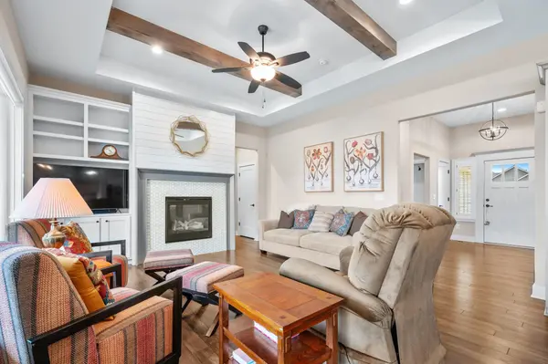 3225 N Judith St, Wichita, KS 67205