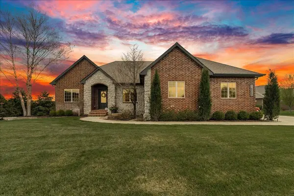 1809 E Elk Ridge Ave, Goddard, KS 67052