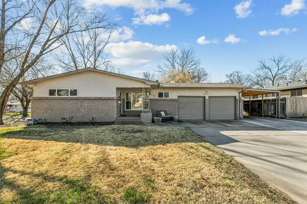 9801 W Hardtner Ave, Wichita, KS 67212