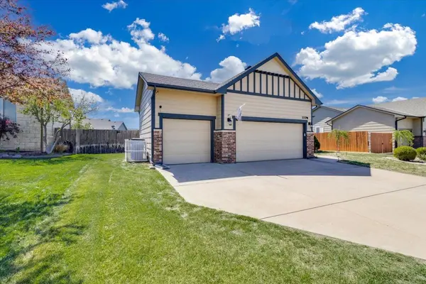 2717 S Westgate, Wichita, KS 67215