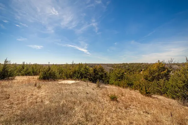 2197 240 Rd, Mankato, KS 66956