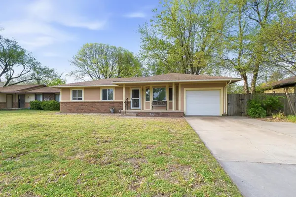 5103 W 11th St N, Wichita, KS 67212-1933