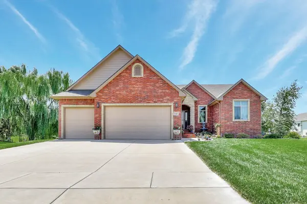13401 E Equestrian Cir, Wichita, KS 67230