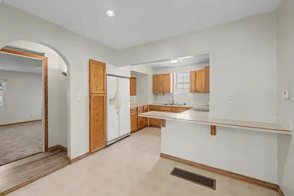 740 Merrill St, Salina, KS 67401