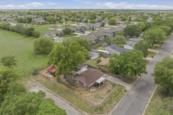 1101 W 4th St, Haysville, KS 67060