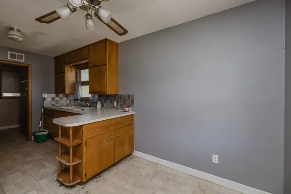 1425 N Georgie, Derby, KS 67037