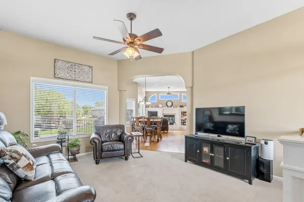 8905 W Silver Hollow Ct., Wichita, KS 67205
