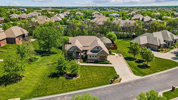 2018 N Crooked Pine St, Wichita, KS 67230