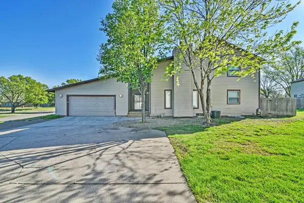 2403 Walden Dr. #202, Wichita, KS 67226