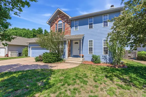 530 E Conestoga Rd, Maize, KS 67101