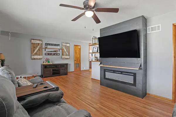 800 N Friend St, Belle Plaine, KS 67013