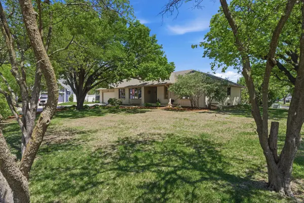 2308 N Longwood, Wichita, KS 67226