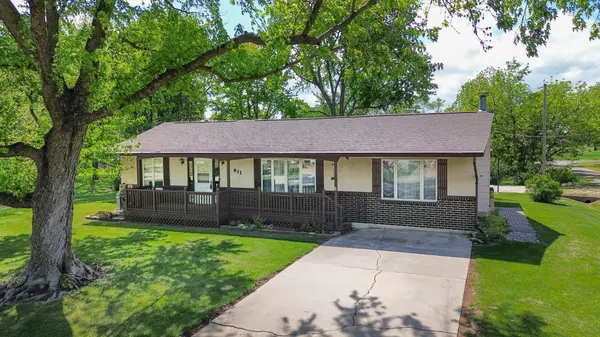 611 Chestnut,  Peabody,  KS 66866