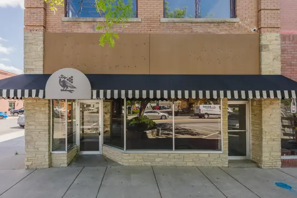 1001 W Douglas Ave, Wichita, KS 67213
