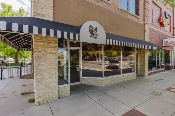 1001 W Douglas Ave, Wichita, KS 67213